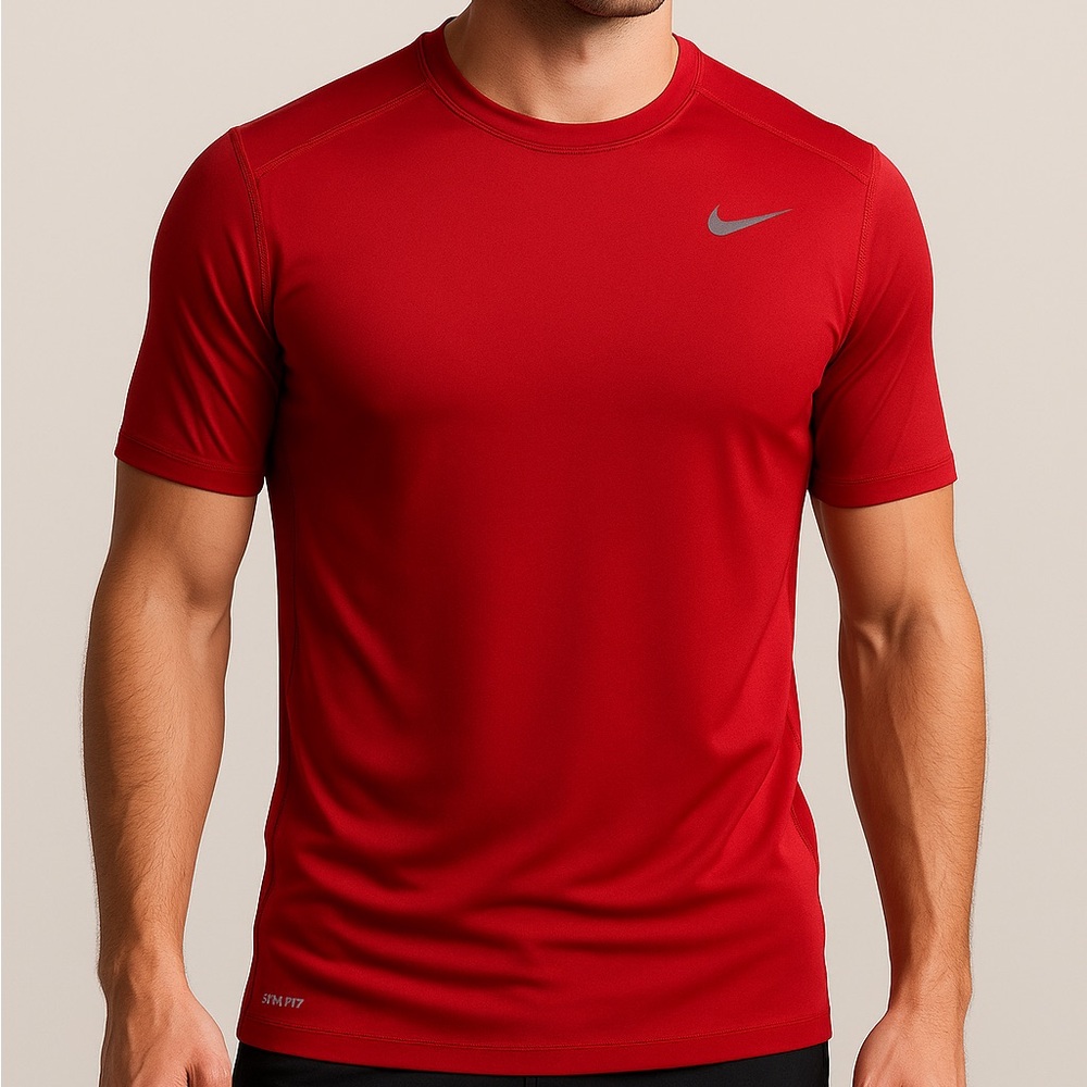 Nike Pro Combat Dri-Fit Training Shirt ā Red, Menās Medium